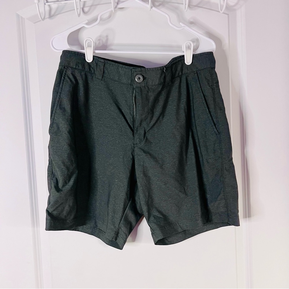 Columbia Men's Gray Shorts Polyester Nylon 34” Waist 8” Inseam